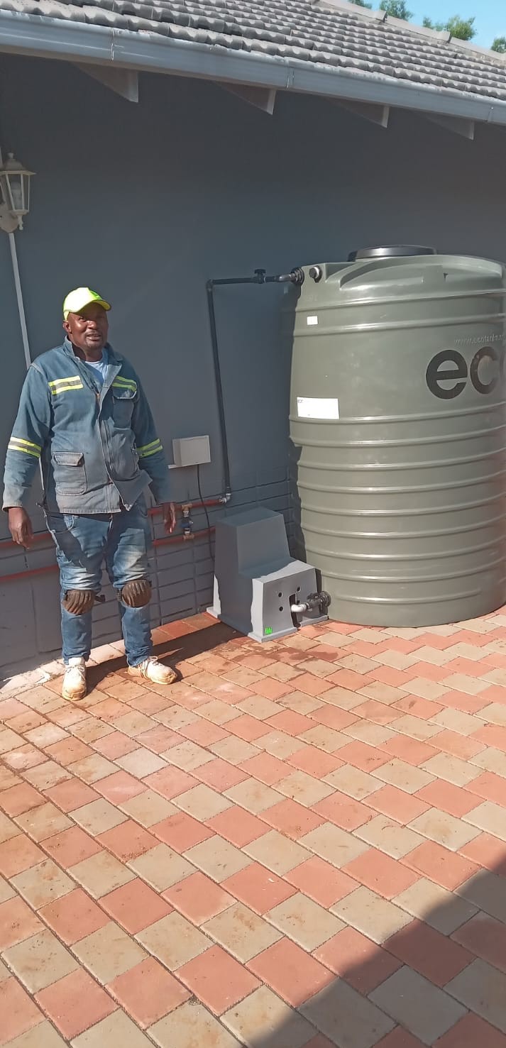 Water tank installation Pretoria by Walter Makhapela